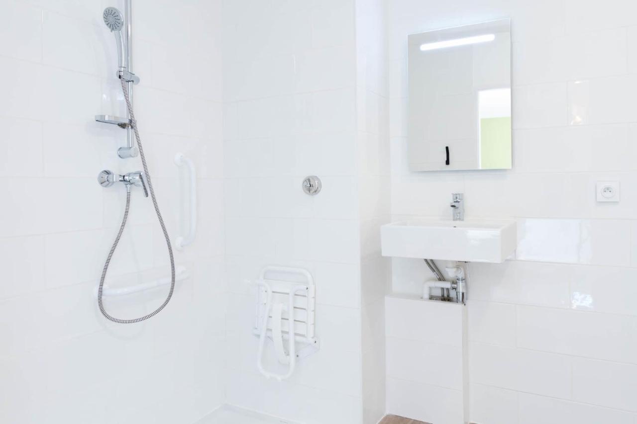 Kabane Montpellier Aparthotel Лат Екстериор снимка
