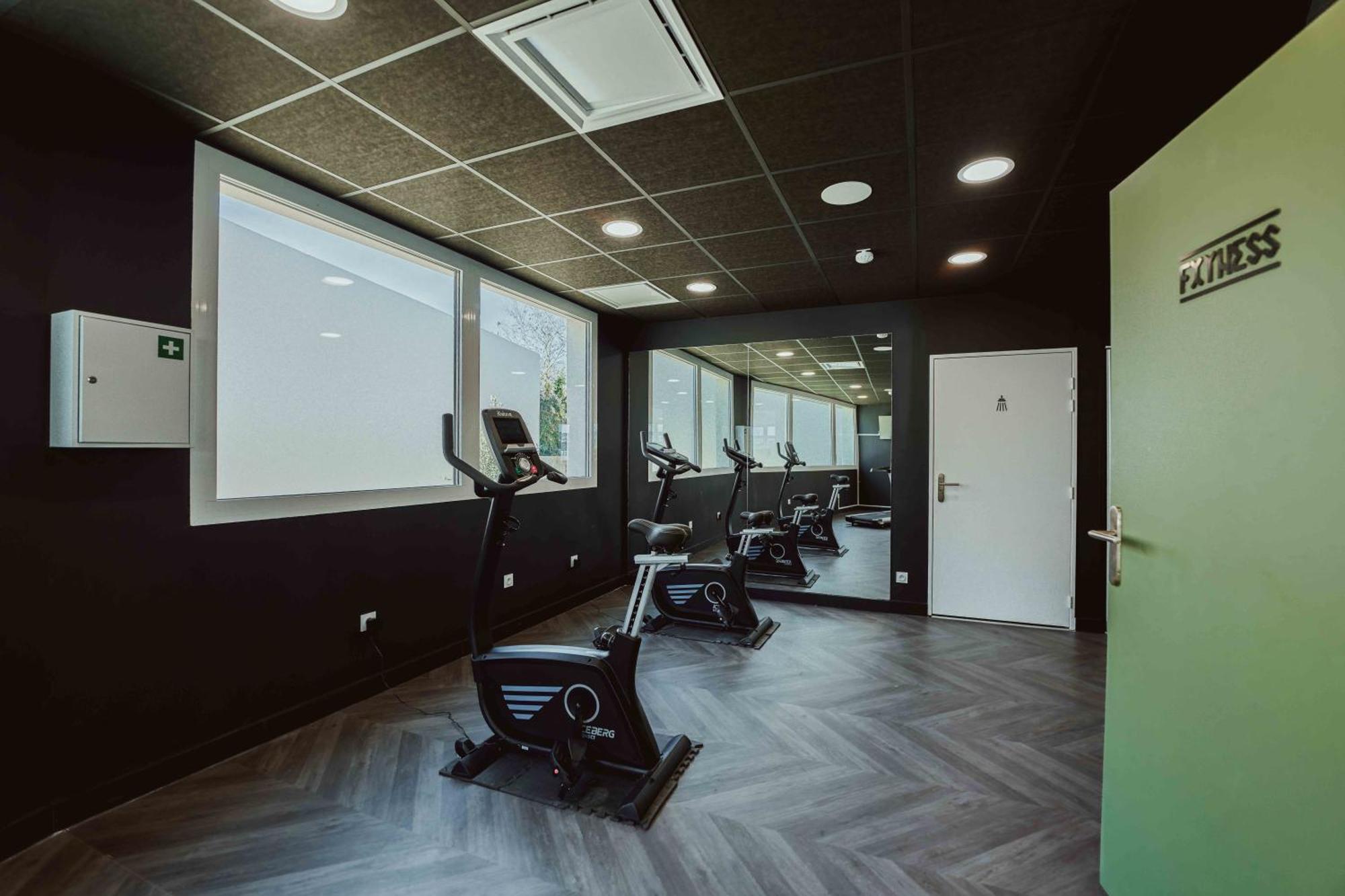 Kabane Montpellier Aparthotel Лат Екстериор снимка